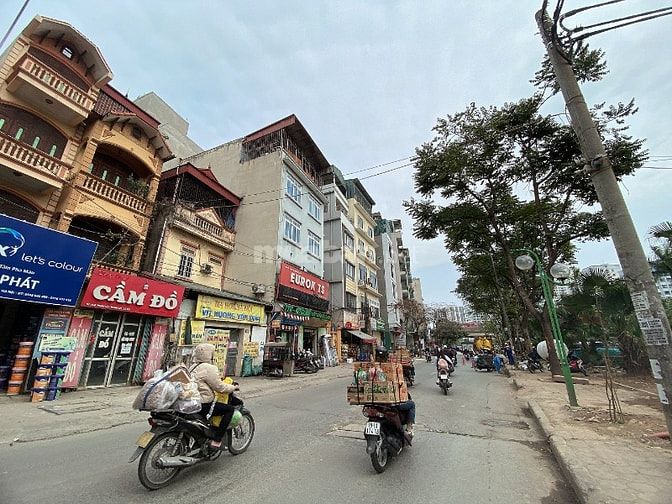 Bán nhà mặt phố Kim Giang, 75m2, 5 tầng, mặt sau ô tô, vỉa hè đá bóng