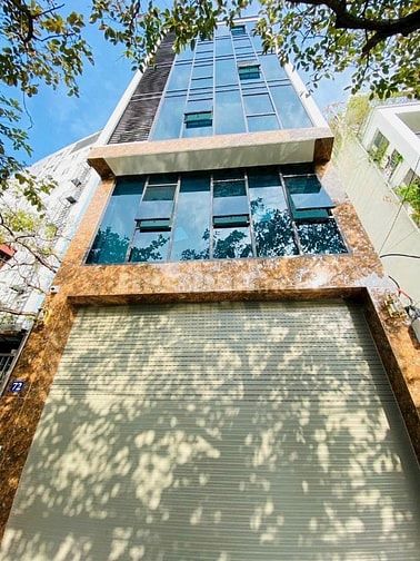 Bán tòa nhà văn phòng Ngyễn Trãi hàng xóm Royal Citi, DT 100, 8T, mt 6