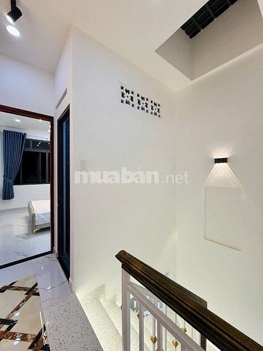 Nhà tuyệt đẹp CAO CẤP xe hơi để trong nhà Bùi Quang Là, P12, Q.Gò Vấp,