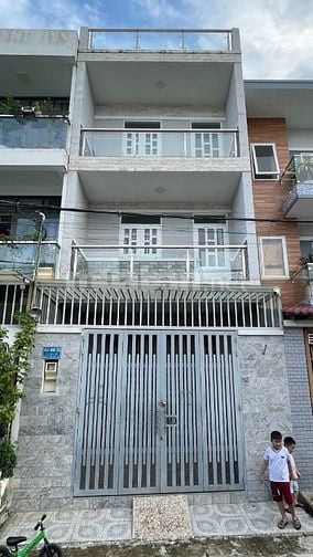 Cực hot Nhà HXH Gò Cát, Phú Hữu, Q.9. DT:151,4m2, 4PN chỉ 5,6tỷ
