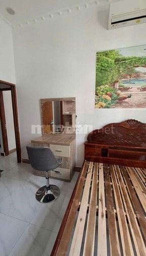 Nhà Mễ Cốc, P15 - Q8. 5,8m x 7,2m Trệt, 2 Lầu. Sát bên chợ hẻm 2,5m