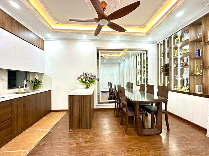 cần bán nhà ở Minh Khai 76m2 4 tầng mặt tiền 5m giá 7.8 tỷ