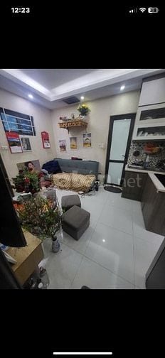 Bán căn hộ chung cư ngõ 241 phố chợ Khâm Thiên, 35m2, đủ nội thất