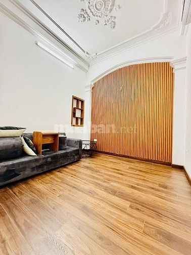 Bán nhà riêng Láng Hạ, 50m2, 4 tầng, giá 8,95 tỷ