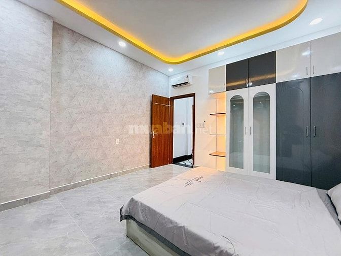 Nhà tuyệt đẹp CAO CẤP xe hơi đậu cửa góc 2 mặt hẻm Phạm Văn Bạch, P15,