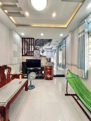 KD kẹt vón bán gấp nhà 1T1L 60M2 / 1 Tỷ 020tr GV_Dương Quảng Hàm SHR