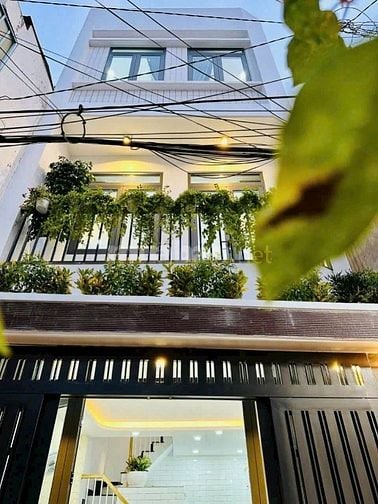 Bán Nhà 4 Tầng 41m2 / 4,49 tỷ tại Nguyễn Thị Minh Khai, Đa Kao, Q1