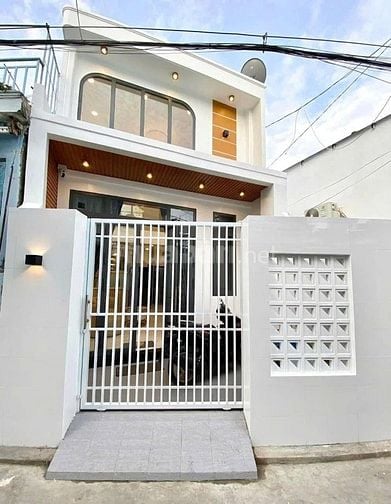 Bán nhà hai mặt tiền kinh doanh đường An phú Tây - Hưng Long