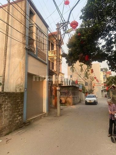 Em cần bàn nhà 2 tầng Phố An Thắng Biên Giang Ngay quốc lộ 6  Full nôi