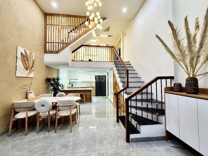 Bán Nhà Bạch Mai Hai Bà Trưng Lô Góc 5 Tầng 4PN Thoáng sáng 