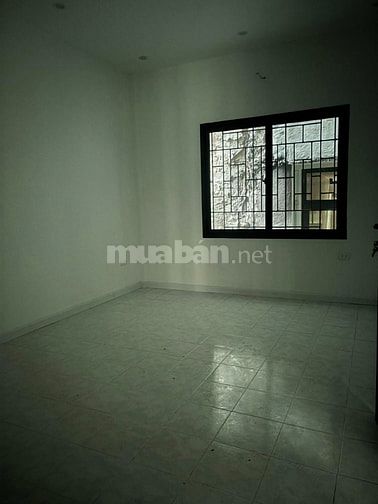 Tôi cần bán đất ngõ Khâm Thiên, giá 10.28 tỷ, 64.3m2 đang để không 