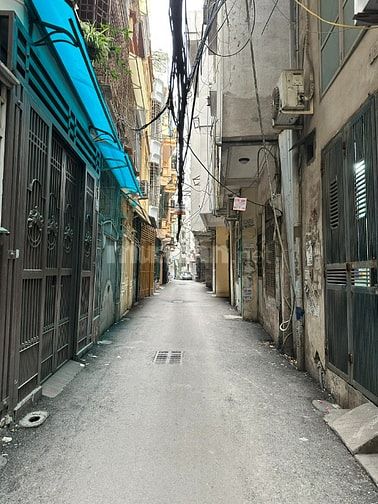 BÁN GẤP NHÀ MẶT NGÕ HÀO NAM- 4 TẦNG KIÊN CỐ, VỊ TRÍ ĐẮC ĐỊA GIÁ 7.x tỷ