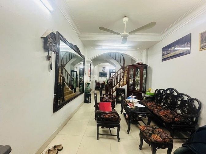 Bán nhà phố Lê Thanh Nghị, Hai Bà Trưng 43m, 4 tầng. Giá: 11.3 tỷ.