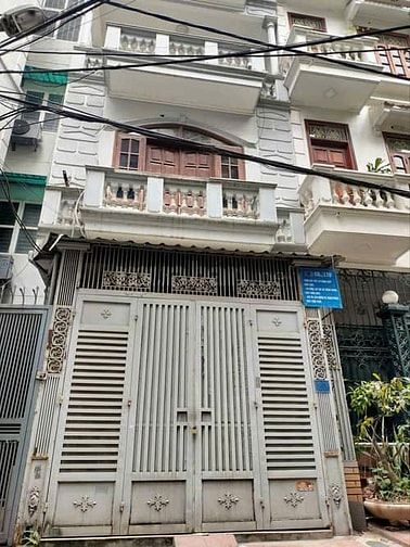 NHÀ ĐẸP DÂN XÂY PHÙNG CHÍ KIÊN - CẦU GIẤY, 60M2, 5 TẦNG VỈA HÈ Ô TÔ
