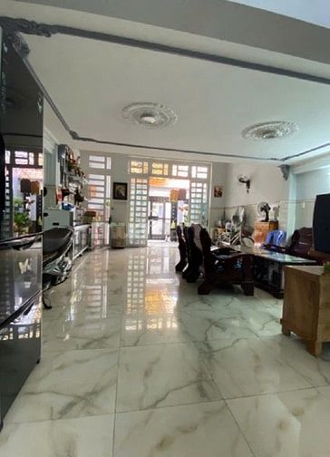 Giảm 2 Tỷ bán gấp nhà đẹp có thang máy HXH Nguyễn Tri Phương P9 Q5