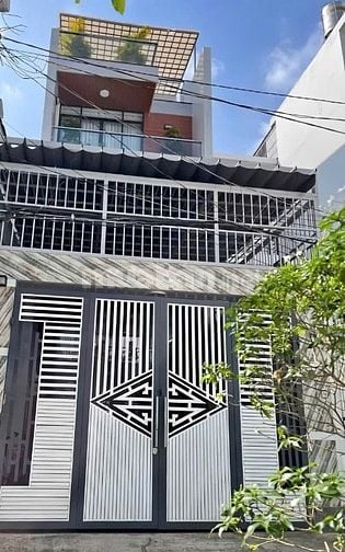 Cô Hai Bán Gấp nhà Văn Chung P.13, Q.Tân Bình Dt: 75m2 (5m×15m) SHR