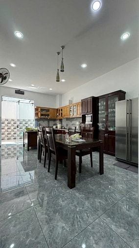 Mặt tiền đường số 2 ngay khu cc bàu cát 2 DT:4,5x16 trệt 2 lầu st 
