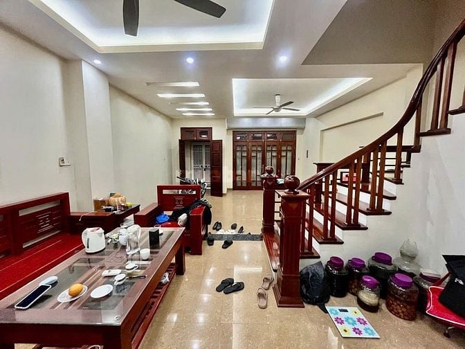 CẦN BÁN BIỆT THỰ 90m2 CHỈ 31 TỶ TẠI TAM TRINH, HOÀNG MAI, OTO TRÁNH,