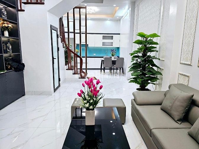 Bán nhà phân lô VIP quận cầu giấy - ô tô vào nhà kinh doanh 