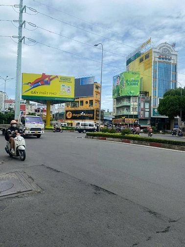 Hạ giá bán gấp MT Lê Đại Hành P.11 Quận 11, chỉ còn 20ty