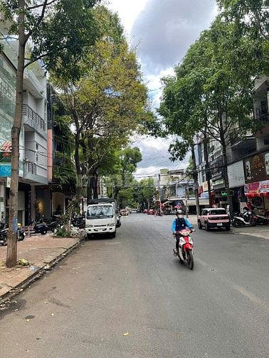 🏢 CHO THUÊ VĂN PHÒNG MẶT TIỀN LÝ THƯỜNG KIỆT – KHU PHỐ CỔ SẦM UẤT 🏢