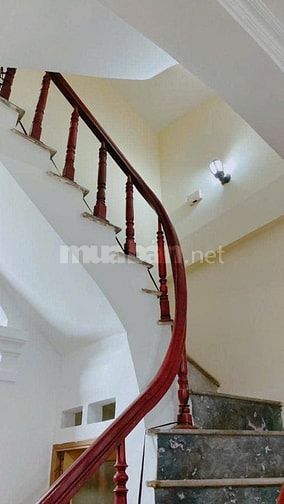 Nhà mặt ngõ xe lam trách nhau ngõ thông 