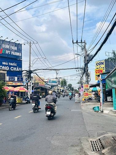 Bán góc 2MT Thoại Ngọc Hầu, DT: 6x40m NH 8m, DTCN: 282 m2, Giá 23,8 tỷ