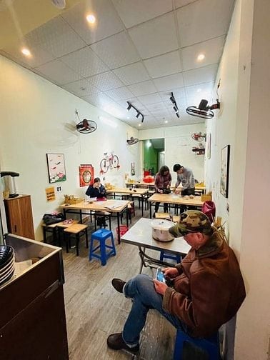 CHÍNH CHỦ CÀN BÁN GẤP NHÀ MẶT PHỐ KINH DOANH SẦM UẤT