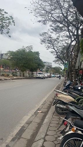 Bán đất phân lô. Oto đỗ cửa. Khu dân trí cao.