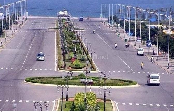Cho Thuê nhà nguyên căn 2 tầng mặt tiền đường 