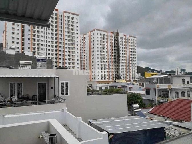 cần bán dãy trọ - DT86M2-4P-THU10TR/1TH-trung tâm-Vĩnh hòa-Nha -2ty680