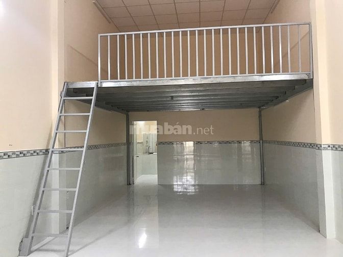 Cho thuê nhà nguyên căn Quận 7 DTSD180m gần siêu thị Lotte giá 13.5tr.