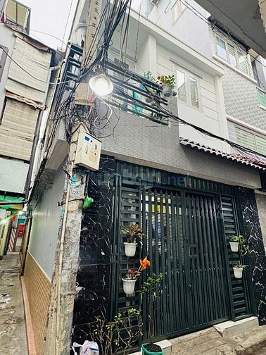 Góc Hẻm Ba Hạt thông 3/2 Ngang 4,2m,2 Tầng ,2PN,Gần Chợ,đông dân cư 