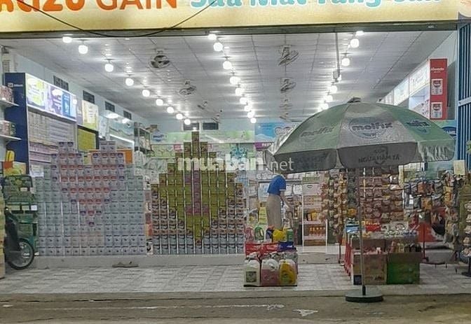 CỬA HÀNG Cần Tuyển Gấp 3 Bạn Nam-Nữ Làm Việc. Có CCCD Đi Làm Ngay