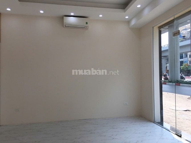Chính chủ nhà mặt phố Trường Chinh cho thuê 45m2x6 mặt tiền 6m 
