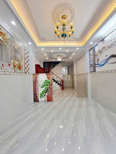 Nhà gần chợ Gò Xoài xe hơi ngủ trong nhà