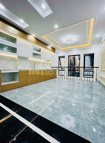 BÁN NHÀ TÂY SƠN, ĐỐNG ĐA, 40M2, 6 TẦNG, THANG MÁY, 11.3 TỶ