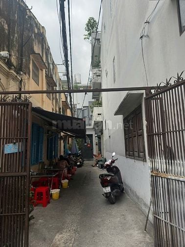 Bán nhà mặt tiền góc ngã ba Phan Văn Trị, Bùi Đình Túy - DT 57.9m2