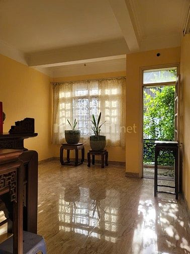 P/Lô Víp phố Hồ Đắ Di hai mặt ngõ oto đỗ sát mặt phố vài bước ra hồ