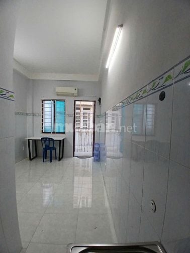 Cho thuê phòng đường Thành Thái, Quận 10, gần các trường đại học