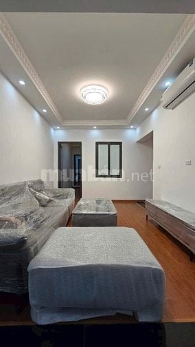 Bán căn hộ Tập thể DT 110m 3P.Ngủ 2WC sửa đẹp full đồ phố Trung Liệt