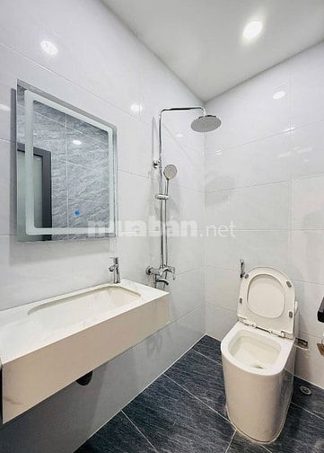 Nhà tuyệt đẹp CAO CẤP 3 Lầu hẻm xe tải 8m Phan Huy Ích, P15, Q.Tân Bìn