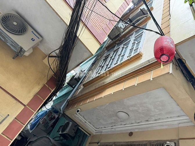 Tôi bán nhà Nghĩa Dũng giá 8,8 Tỷ, 43m x4T. Mặt tiền 6,56m. Oto đỗ