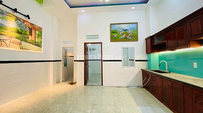 Bán Villa Mini Xinh 6 x 16M Sát chợ Bà Điểm Hóc Môn