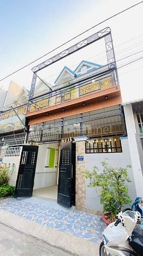 Bán Villa Mini Xinh 6 x 16M Sát chợ Bà Điểm Hóc Môn