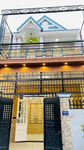 Bán Villa Mini Xinh 6 x 16M Sát chợ Bà Điểm Hóc Môn