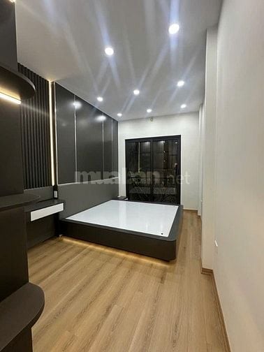- NHÀ 2 THOÁNG - THANG MÁY NHẬP KHẨU - FULL NỘI THẤT - Ở SƯỚNG - 6TẦNG