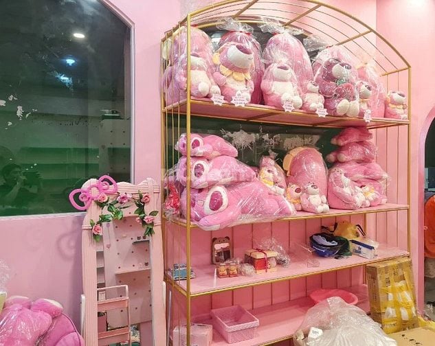 Sang mặt bằng shop đã decor kd phụ kiện, mỹ phẩm, quần áo, gấu bông
