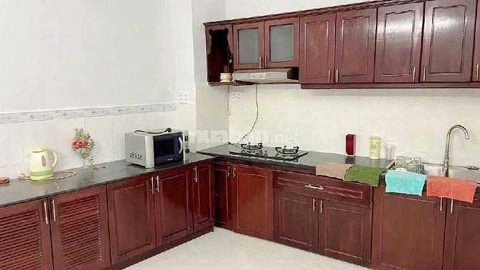 Nhà HIẾM 9,5 Tỷ, gần trường Việt Úc, NT.Thập,  DT 4,5x12m.