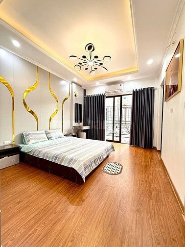 Bán nhà phố Định Công, Q Hoàng Mai 36m2, 6 tầng, thang máy, mặt tiền 6